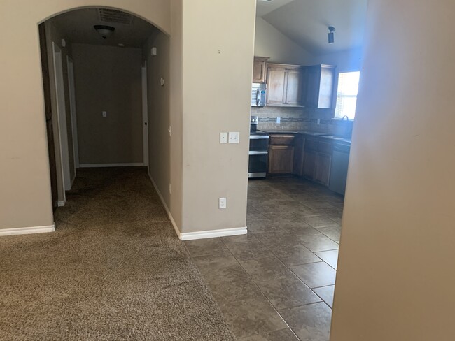 Photo - 12421 Edison Dr House