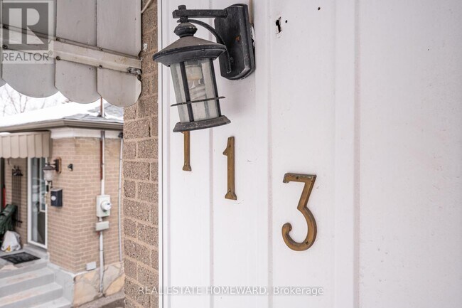 Photo - 113 Porchester Dr