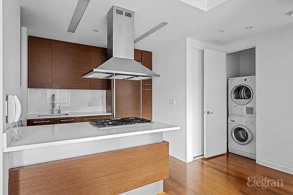 Photo - 39 E 29th St Unidad 16C