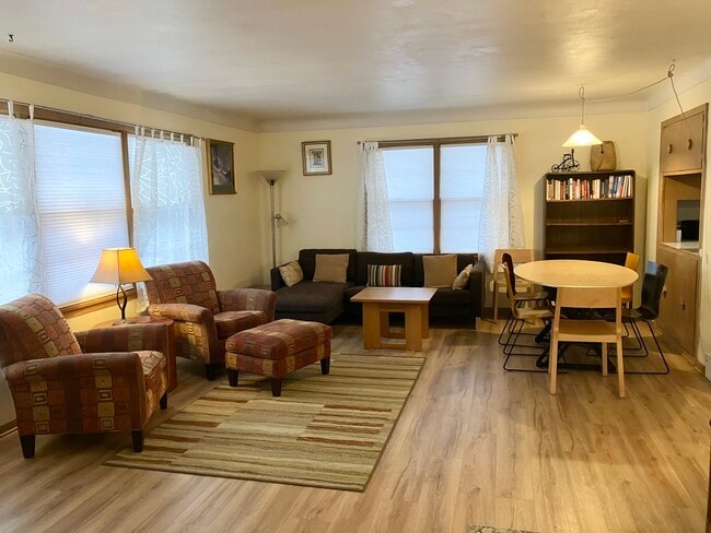 Photo - 2381 Buford Ave Unit Main