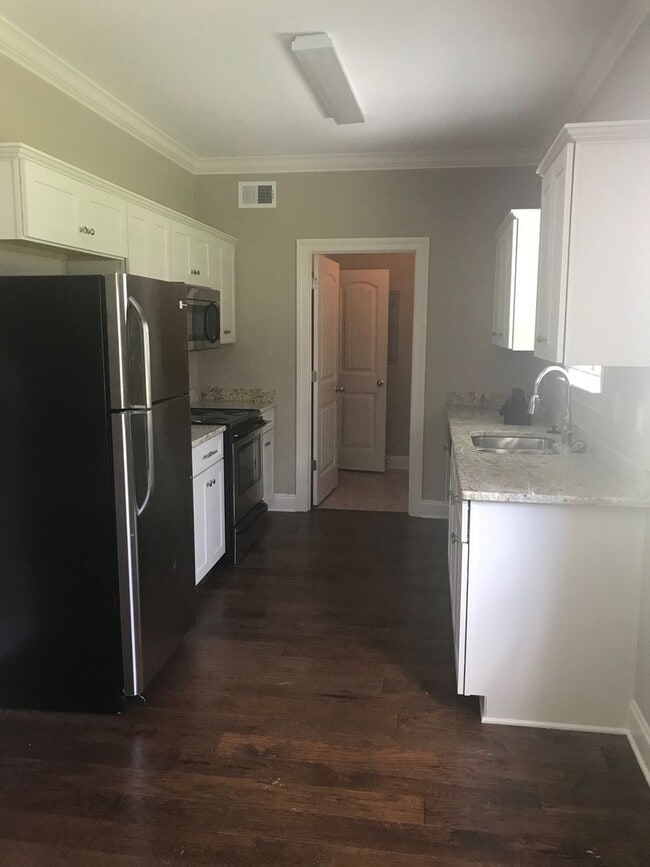 Photo - 4 Bed/4.5 Bath Townhouse at West End