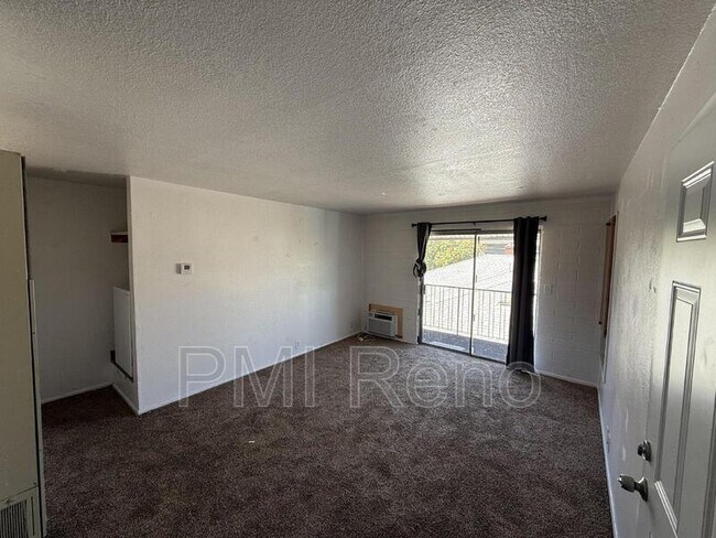 Photo - 457 Stewart St Unit 4