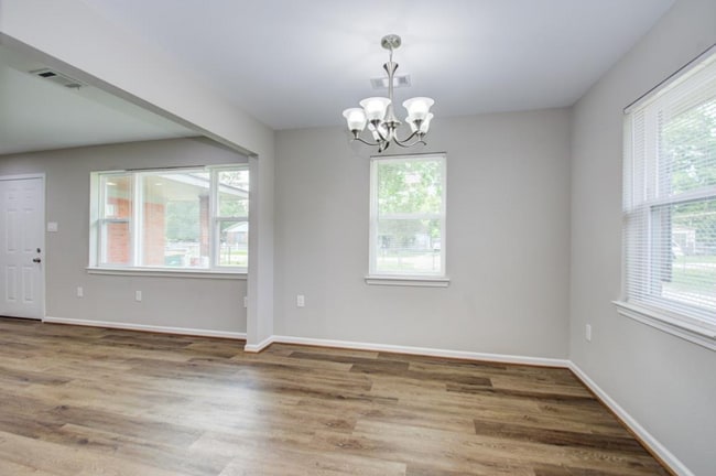 Photo - 4008 Vaughn Street