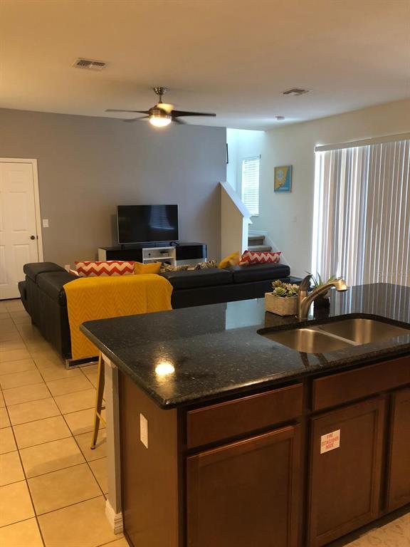 Photo - 921 Las Fuentes Dr