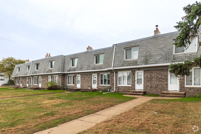 Photo - Maple Hills Townhomes