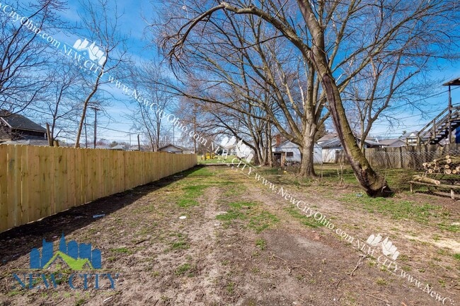 Photo - Large Remodeled 2 Bedroom Single-Family Ho...