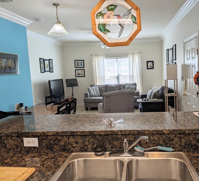 Photo - 109 E Retama St Unidad 2