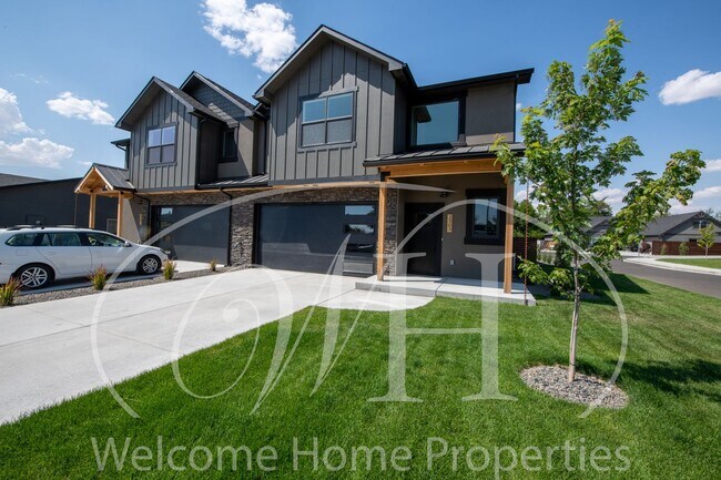 Photo - Garrison Duplex Unidad 2303 Garrison