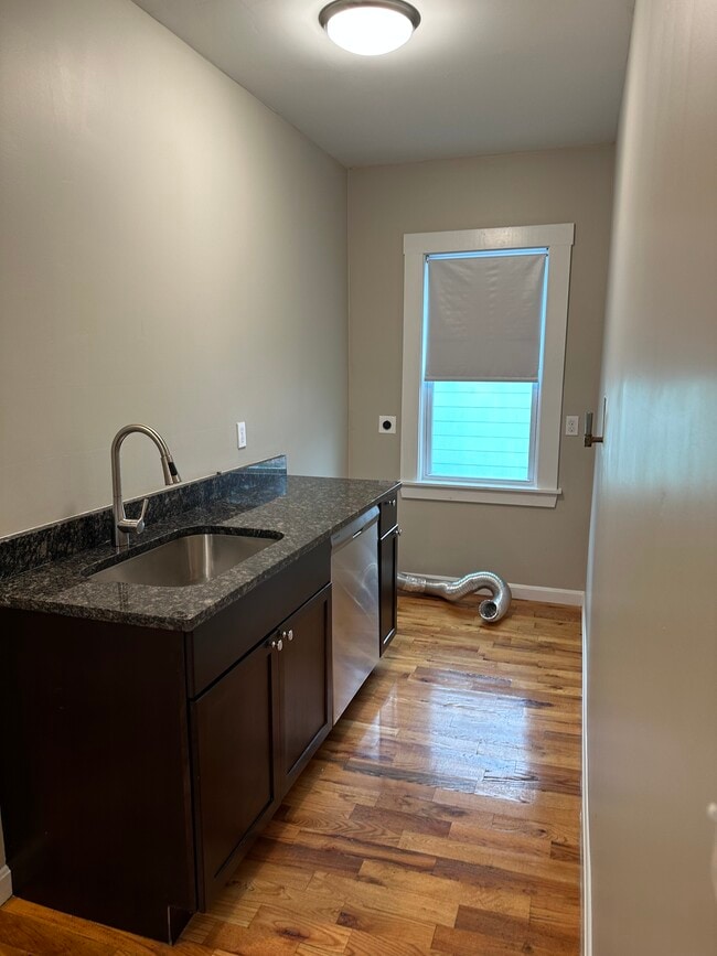 Photo - 38 Columbia St Unit 3