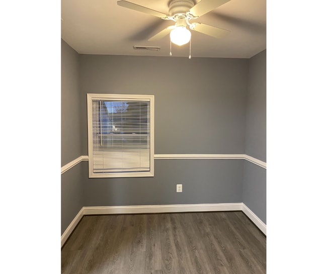 Building Photo - 6504 Armstrong Ave Unit BB $650 AVAILABLE BB