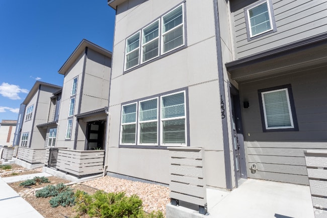 Building Photo - 1535 Rose Quartz Heights Rental