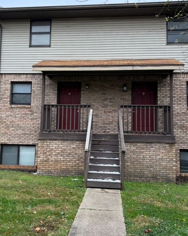 Photo - Spacious 3 bedroom Townhome