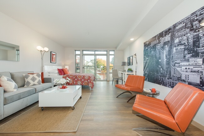 Zephyr Apartments