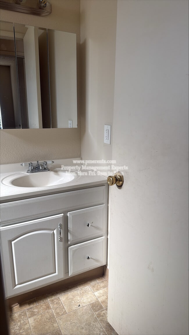 Photo - 3016 Snowberry Ln