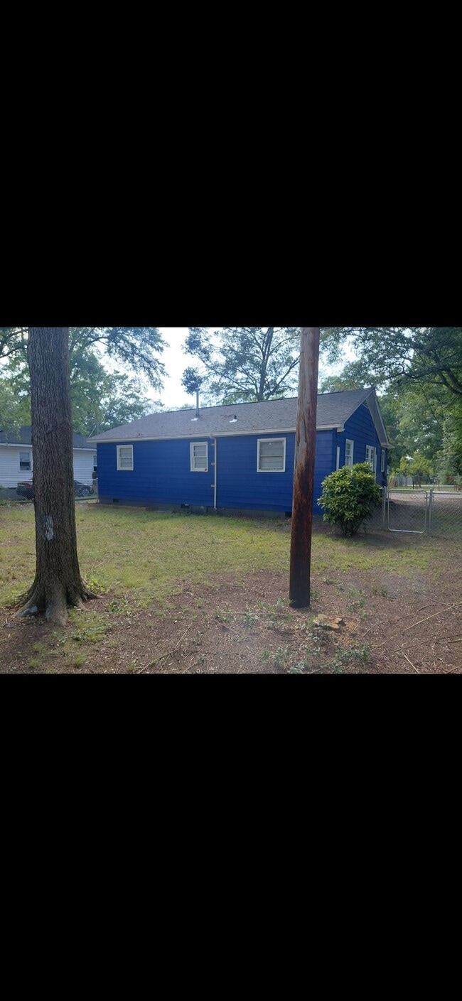 Photo - 916 Northside Dr