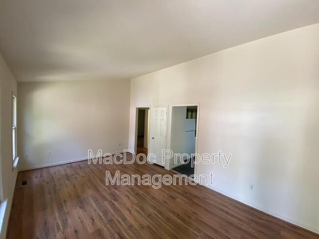 Photo - 507 Montgomery Dr