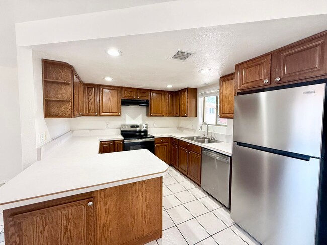 Photo - 7860 Spouse Dr Unit A