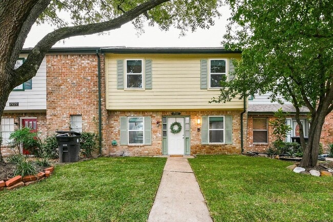 Photo - 7931 Ellinger Ln