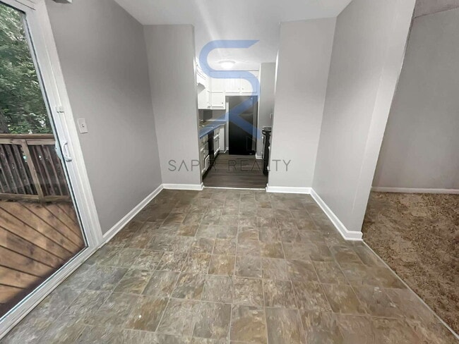 Photo - Move in before October 31st and get $100 O...