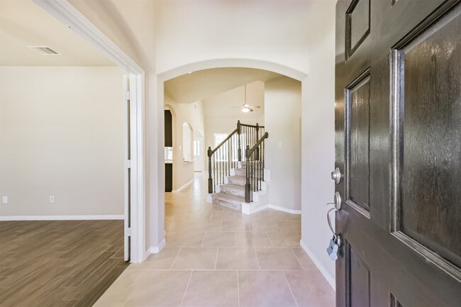 Photo - 5507 Claymore Meadow Ln