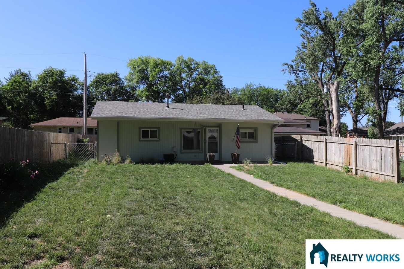 Photo - Cozy 2-Bedroom, 1-Bathroom Single-Family Home