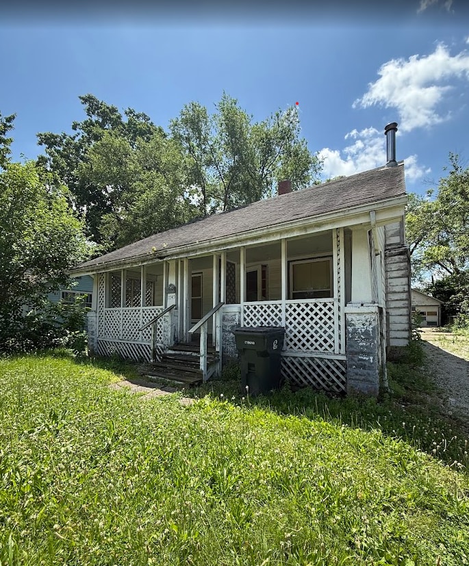 Photo - 1745 W Grand Ave Casa