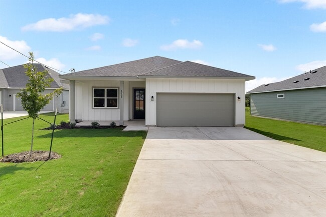 Building Photo - 1255 Pecan Valley Dr