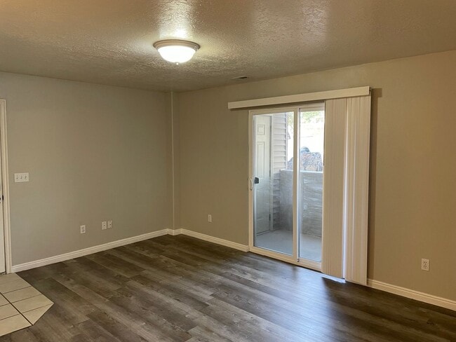 Photo - Willow Springs Condo