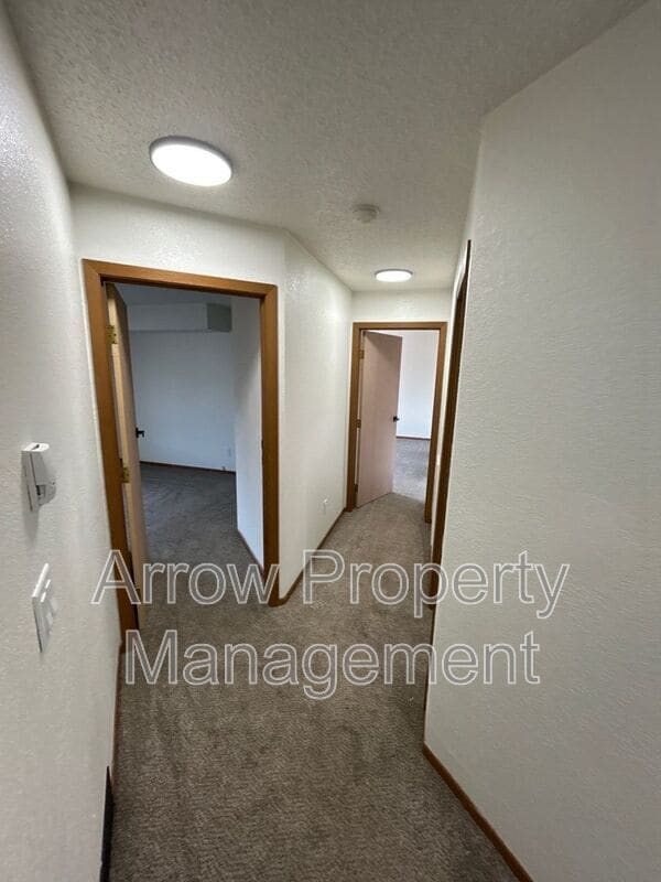 Photo - 205 E Arbor Ave