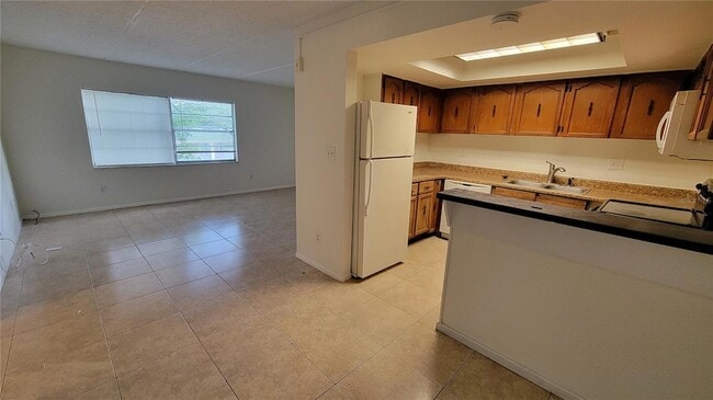 Photo - 1902 Honour Rd Unit 22