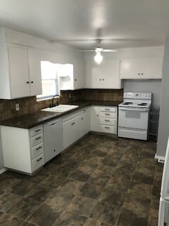 Photo - 209 S Straughan Ave