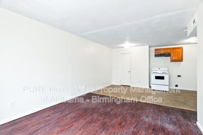 Photo - 8017 1st Ave S
