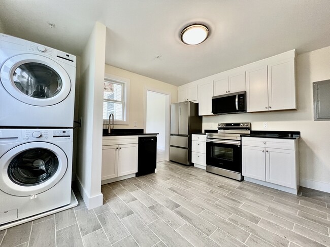 Photo - 13 Dalby St Apartment Unit A