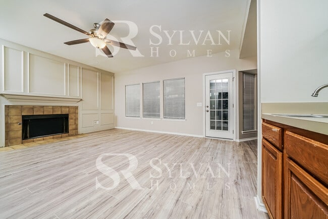 Photo - Prepare to be impressed by this 3 bedroom, 2.5 bathroom home