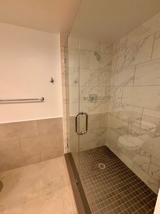 Photo - 2596 NE 182nd Ter Unit A2