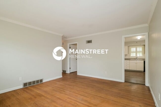 Photo - 3 Bedroom Pet-Friendly Home in FLORISSANT,...
