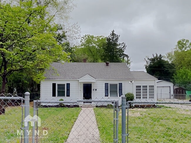 Building Photo - 122 S Gardner Ave Rental