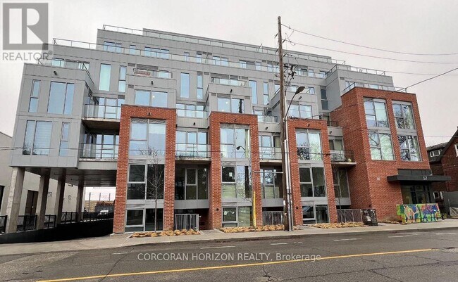 Photo - 57 Brock Ave Unit 417