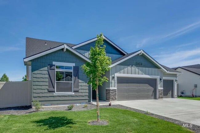 4 Bed 2 Bath in Meridian with 3 Car Garage - 4 Bed 2 Bath in Meridian with 3 Car Garage House