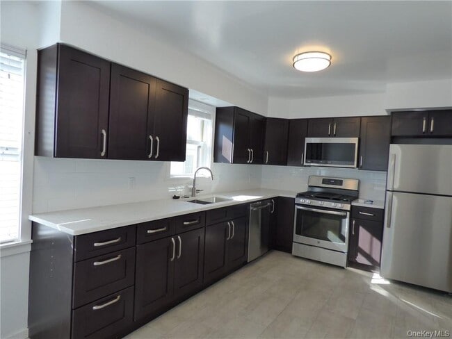 Photo - 60 Washington St