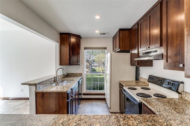 Photo - 8418 Towneship Ln