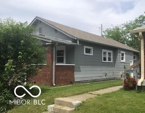 Photo - 833 N Gladstone Ave