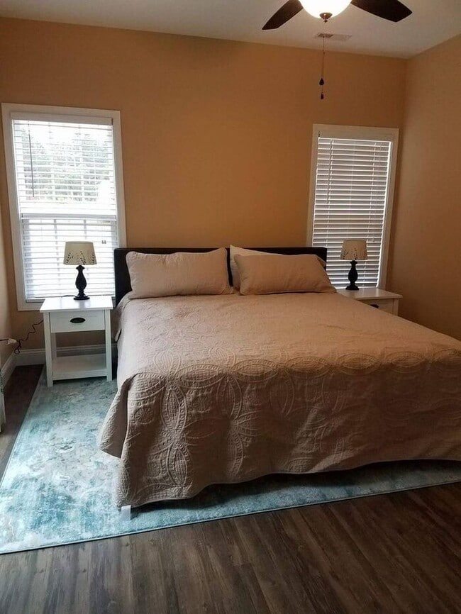 Photo - 104 Keylock Farm Rd