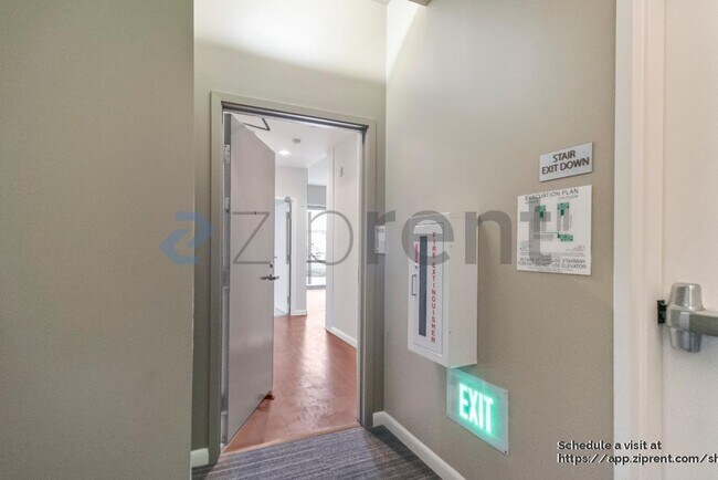 Photo - 428 Alice St