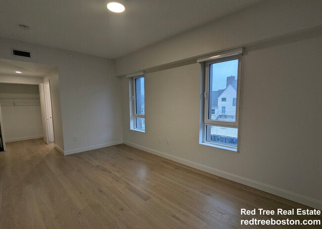 55 Brighton Ave Unit 313