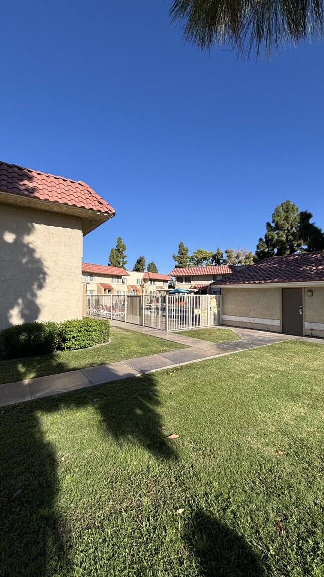 Photo - 2 Bedrooms Townhome
Availble For Rent in Indio Unit #109