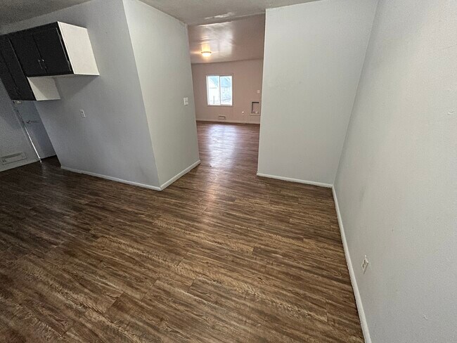 Photo - 21 Pennsylvania Ave