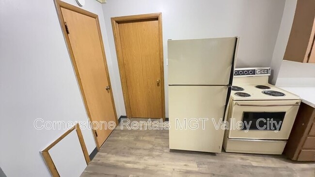 Photo - 227 Central Ave S