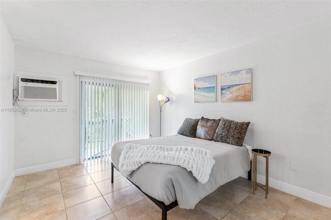 Photo - 1777 Venice Ln Unidad 136