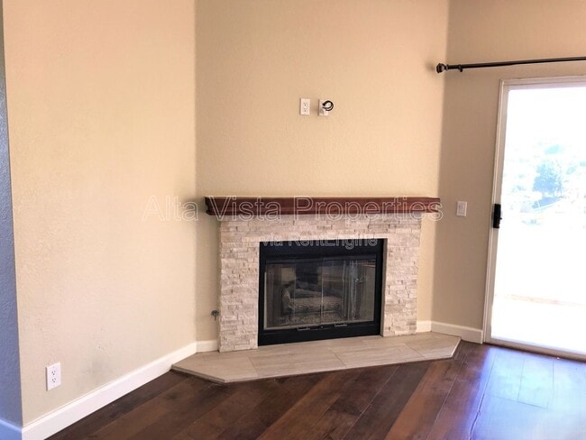 Photo - 1510 Calle Devanar